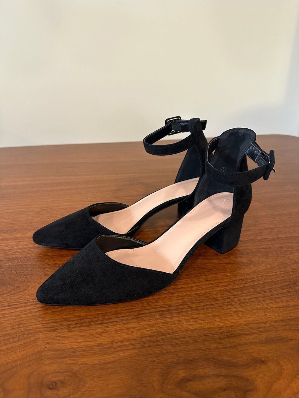 Women’s Black Ankle-Strap Block Heel Pumps sz 10 - Like New